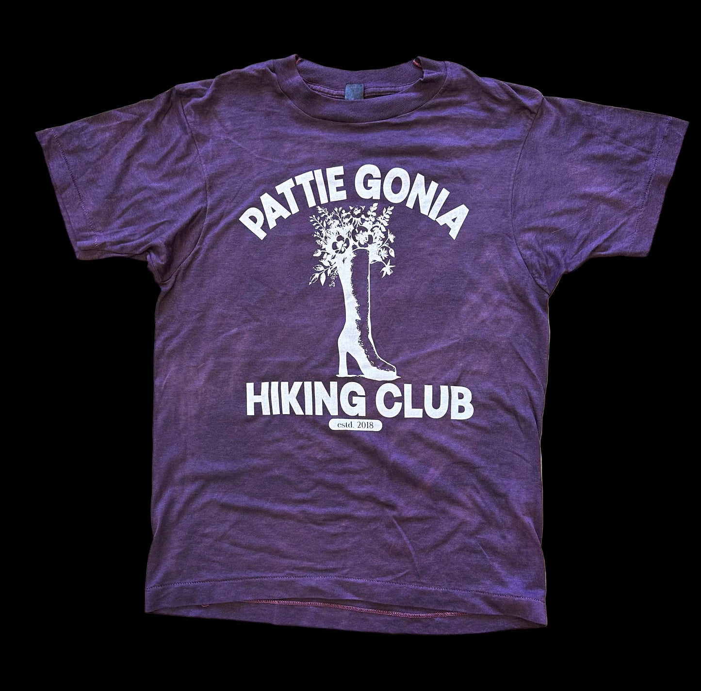 Pattie Gonia Hiking Club VINTAGE DEADSTOCK - Cream Print
